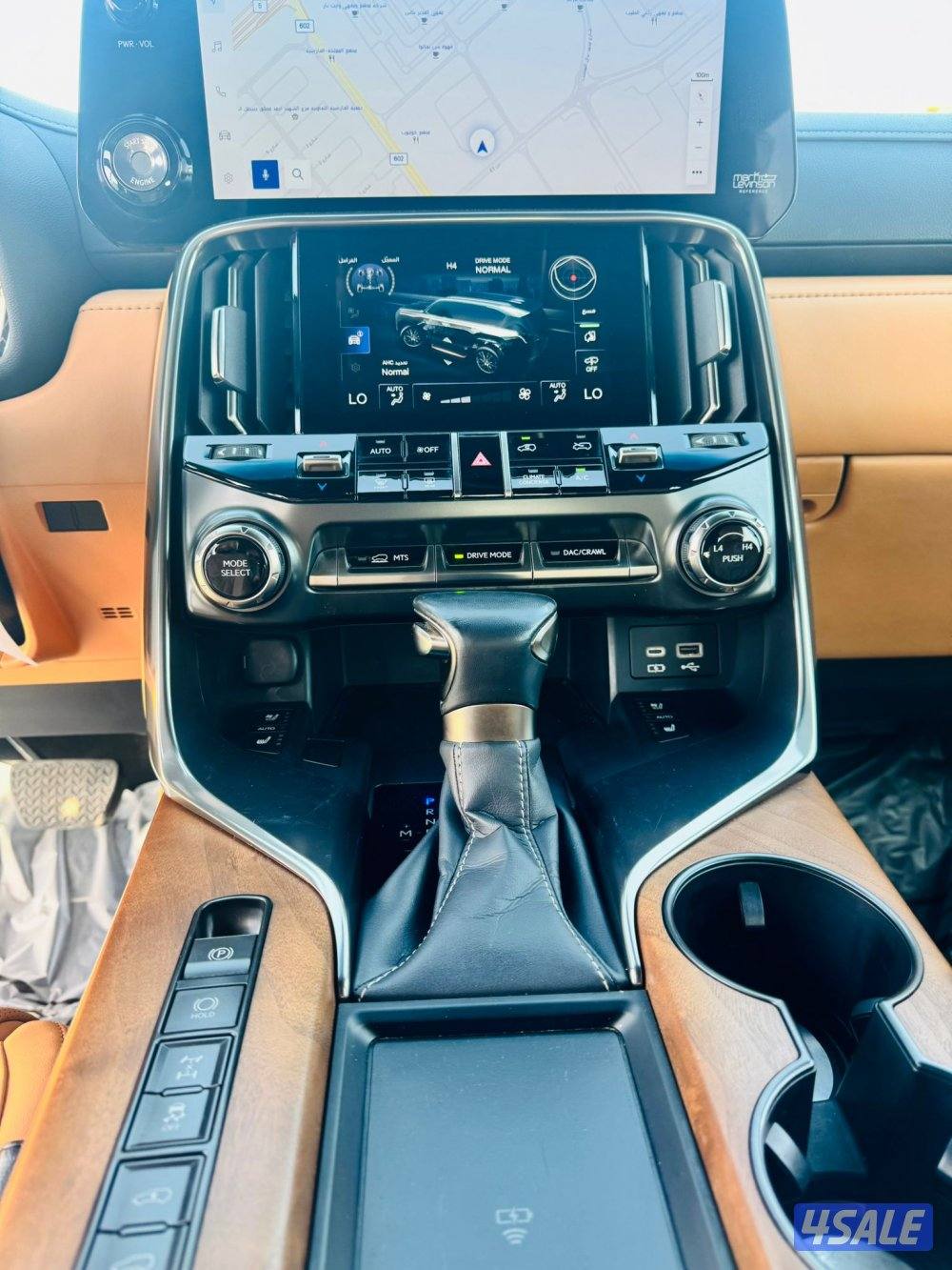 لكزس LX600 موديل ٢٠٢٤ الساير عداد ٧٠ ألف شرط الفحص صبغ وكاله درجه اولى4