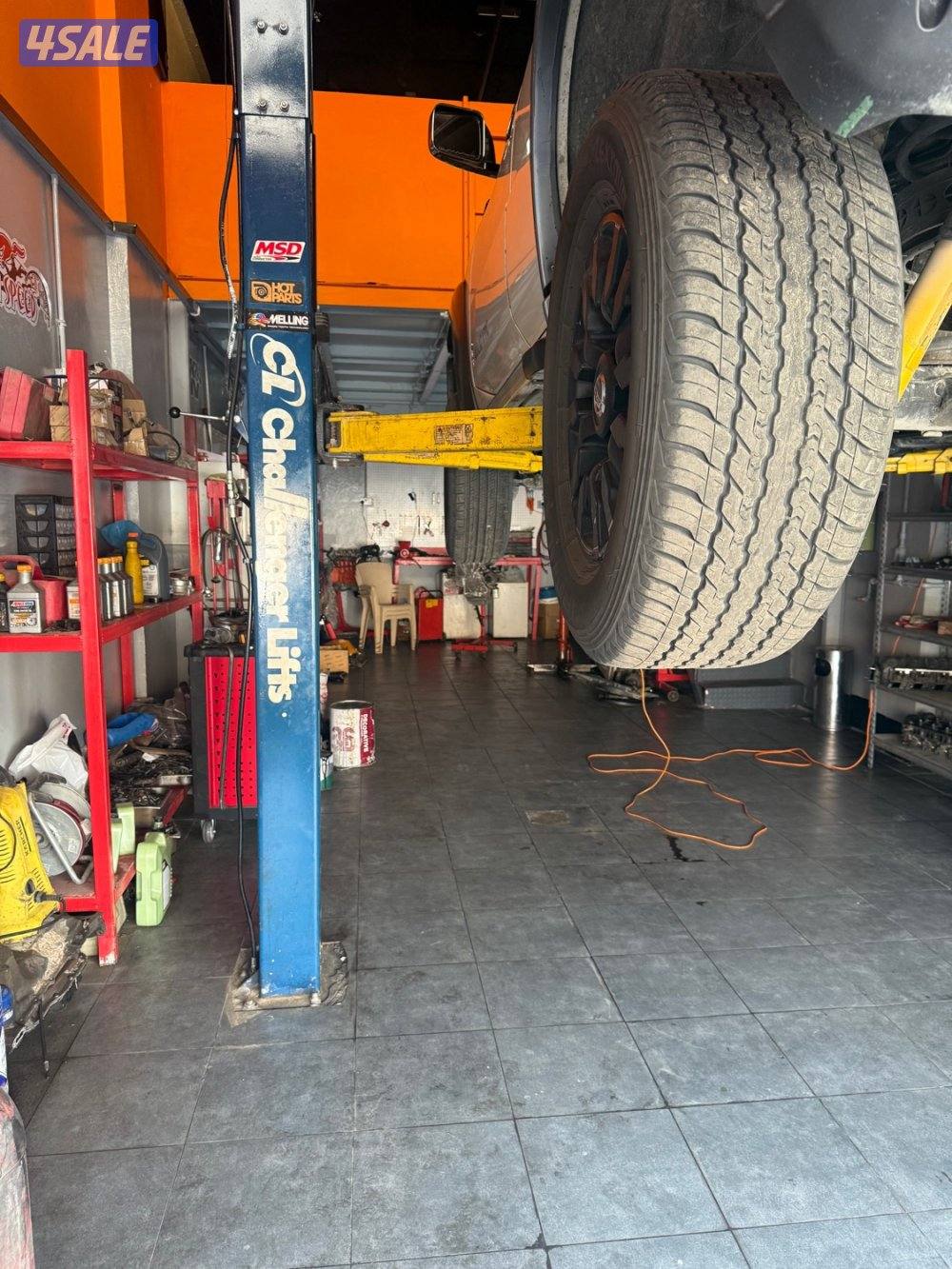 فرصة ذهبية: كراج سيارات للبيع شغال وجاهز1