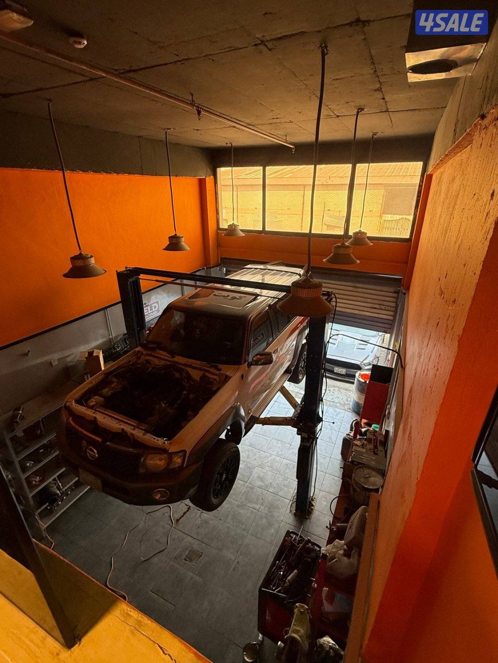 فرصة ذهبية: كراج سيارات للبيع شغال وجاهز2