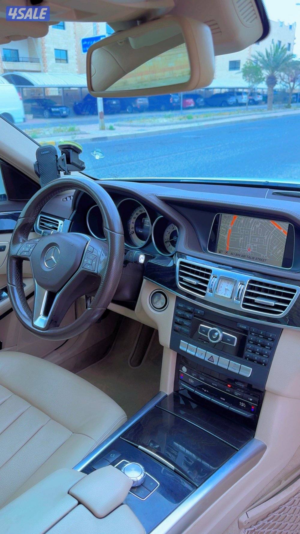 للبيع مرسيدس كامل الموصفات بانروما شرط الفحص4