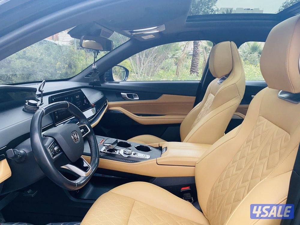 UNI.K بحاله فوق الممتازه ( فل أبشن )15