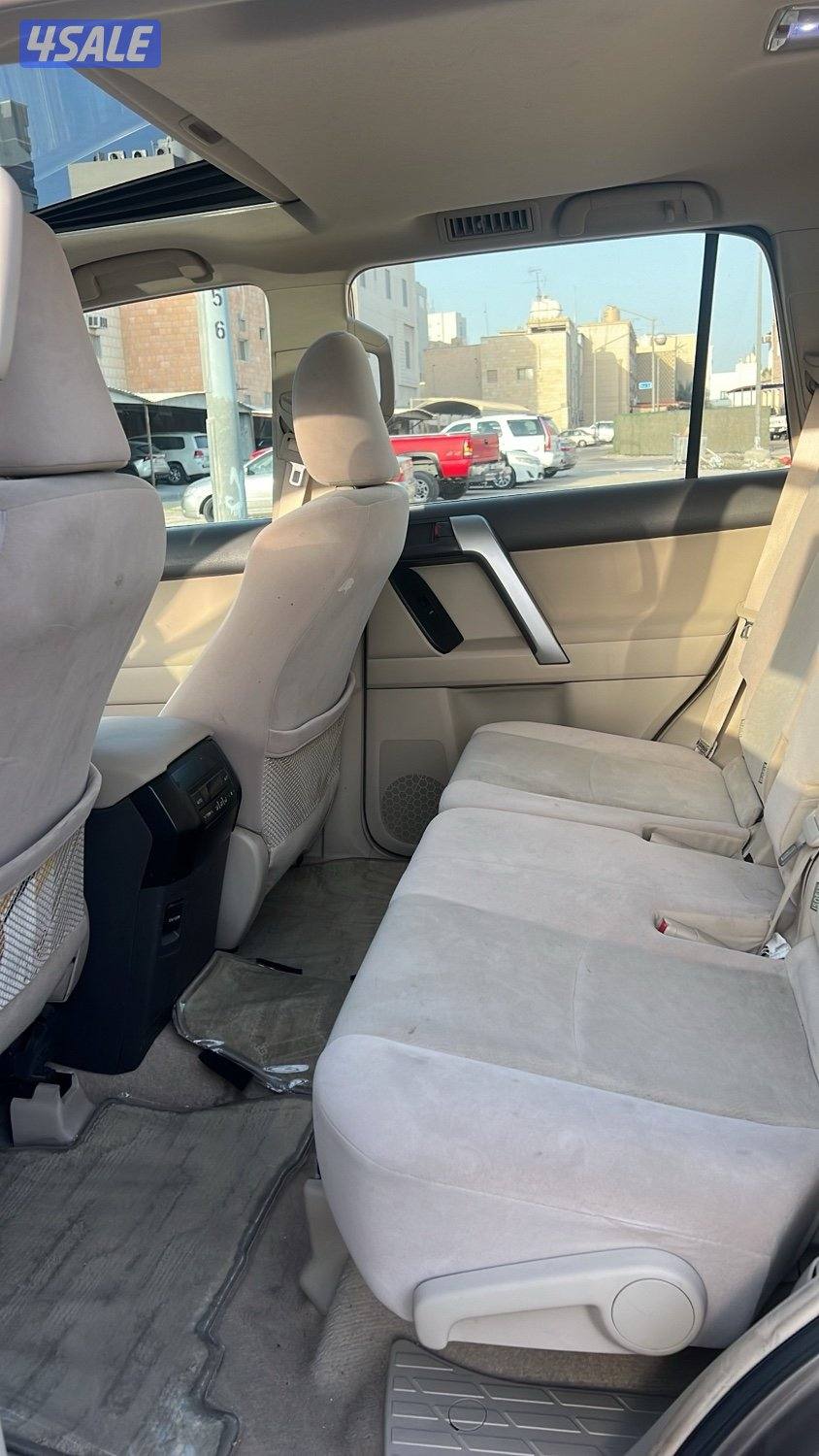 السياره بحاله الوكاله وسيرفساته منتظمه ولايدق الا الصامل الوعد الفحص5