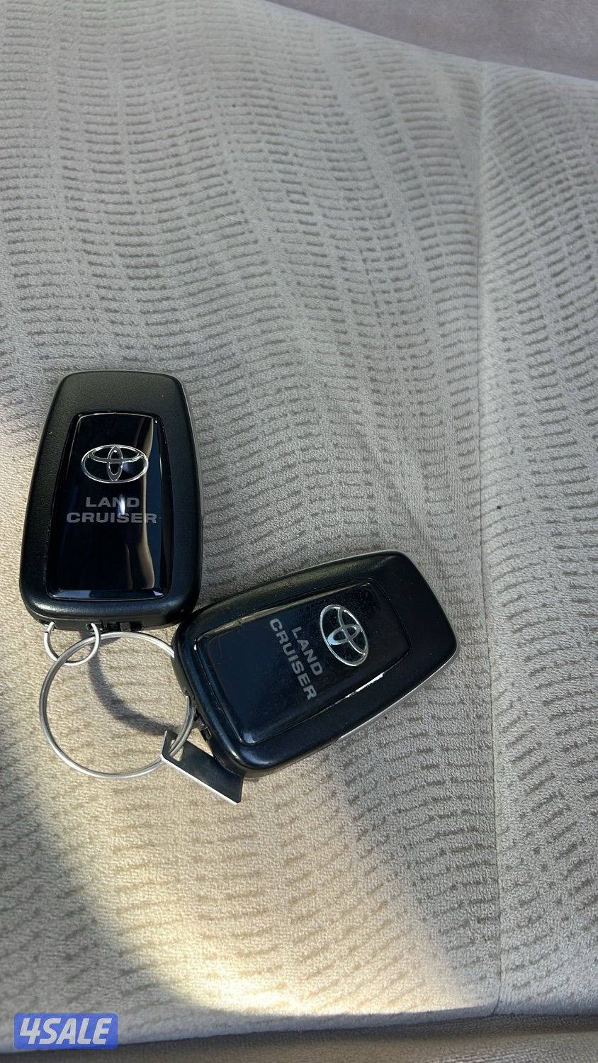 السياره بحاله الوكاله وسيرفساته منتظمه ولايدق الا الصامل الوعد الفحص9