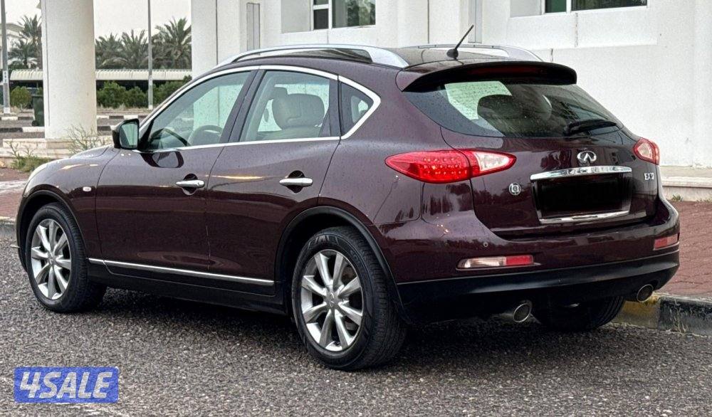 إنڤينتي EX37 (بحالة الوكالة)1