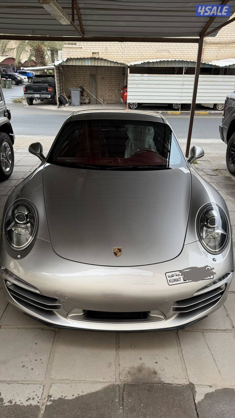 للبيع كريرا اس 2012 ماشي 137 الف تحت الكفاله وقابل للتجديد5