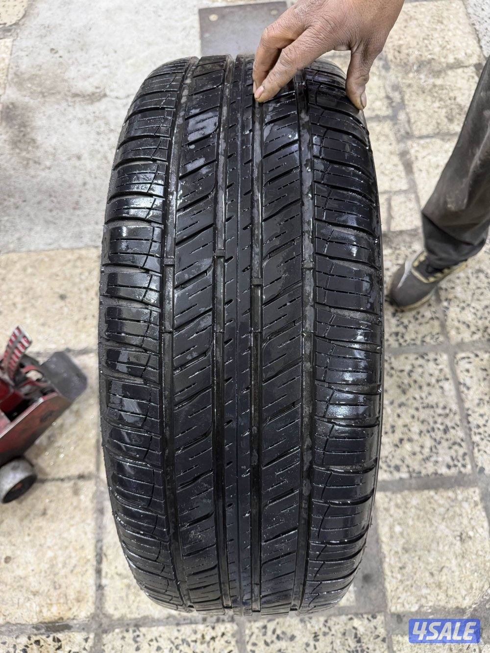 للبيع تواير صينيه مقاس ٢٢0