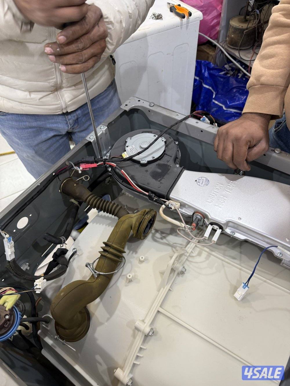 فني غسالات اتوماتيك صيانة جميع انواع الاجهزة الكهربائية الكترونية مناز8