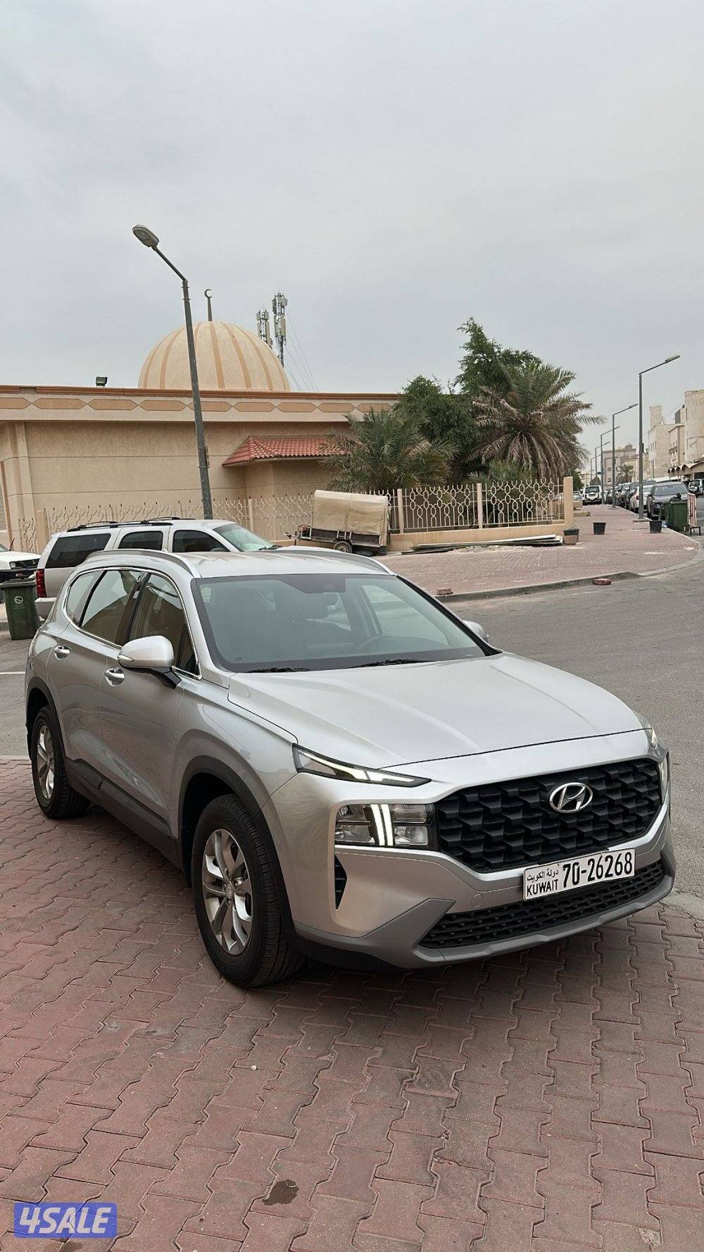 لبيع سنتافي 2023 شرط الفحص صبغ الوكاله كامل الموصفات 6  سلندر1