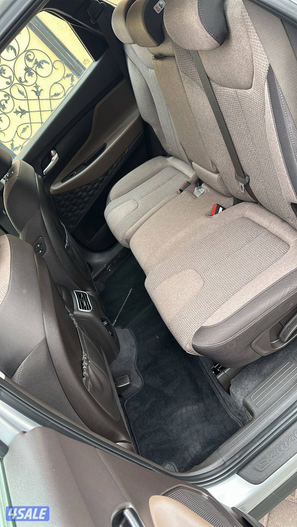 لبيع سنتافي 2023 شرط الفحص صبغ الوكاله كامل الموصفات 6  سلندر8