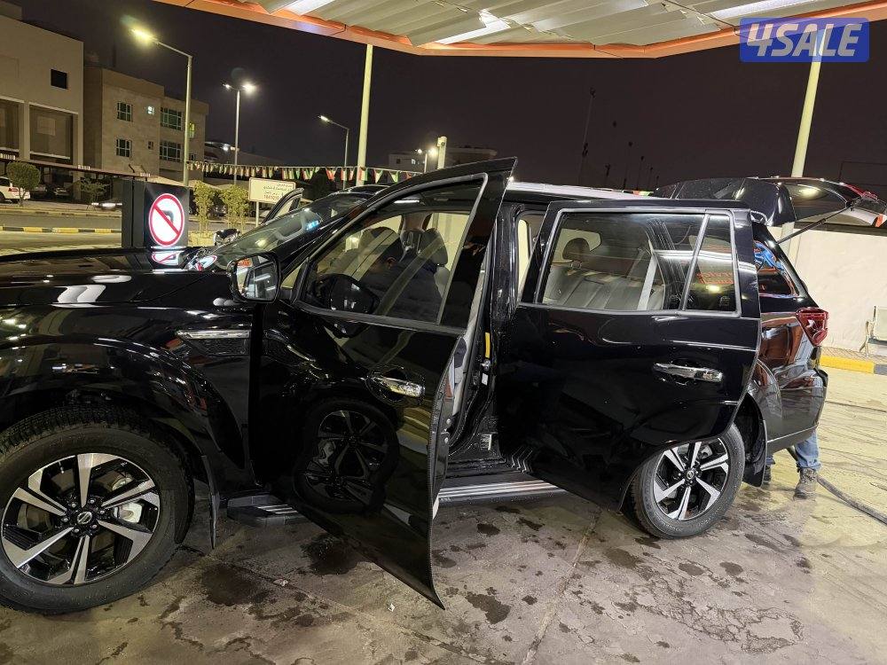 Nissan X-Terra platinum Model 2024 نيسان اكس تيرا بلاتينيوم موديل 20241