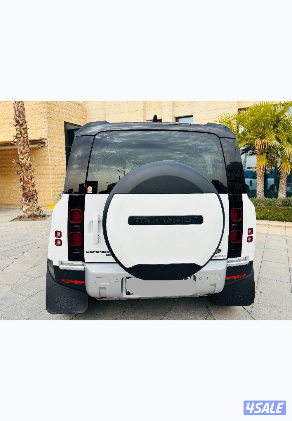 Land Rover Defender P400 / 90 V6 model 20217