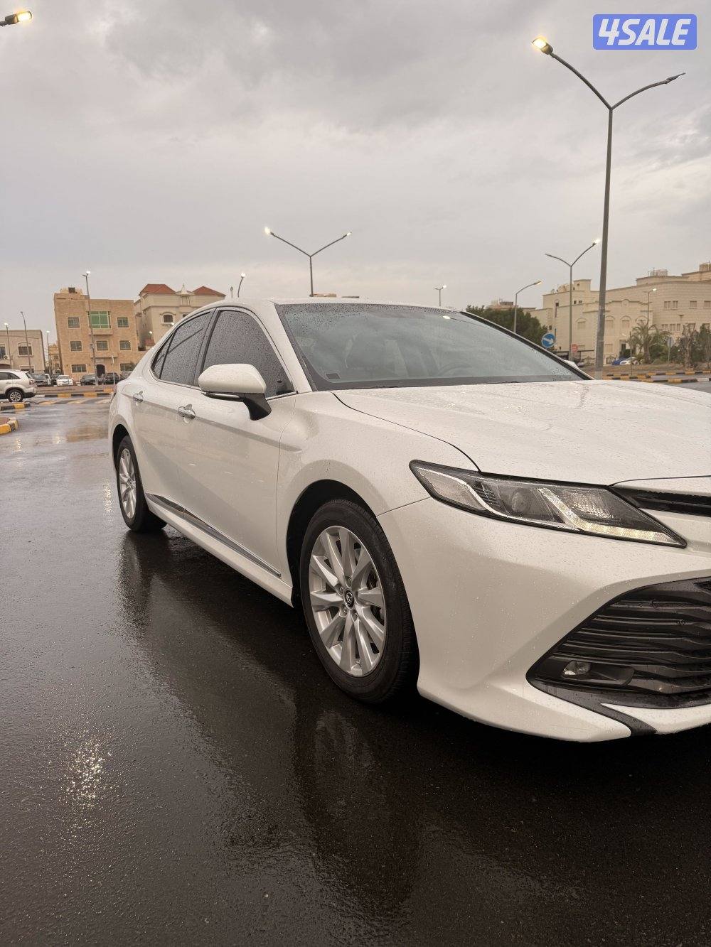 كامري ٢٠١٩ ماشي ٧٠ GLE0