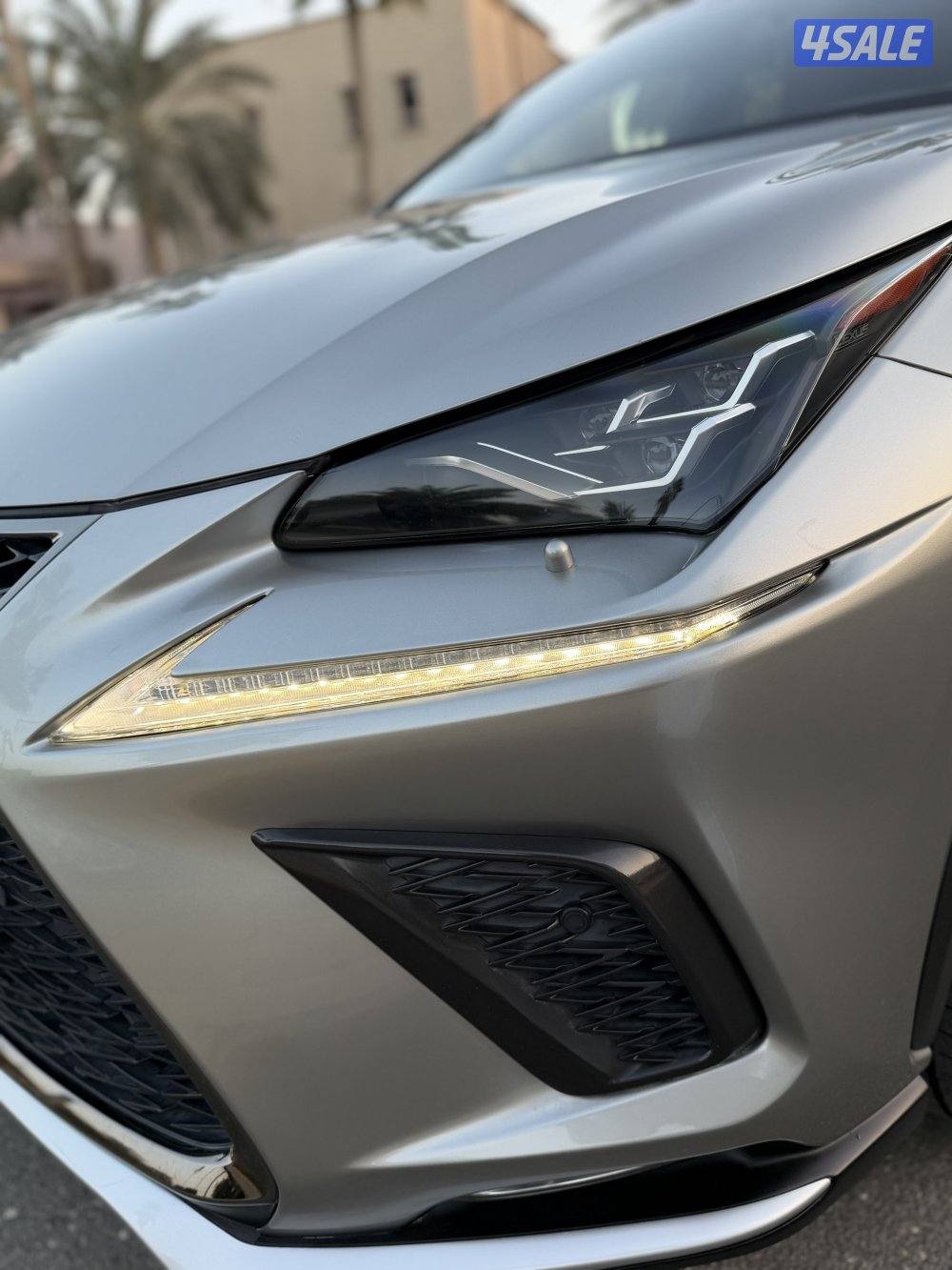 لكزسF SPORT  300NXصبغ وكالة عداد 70 الف4