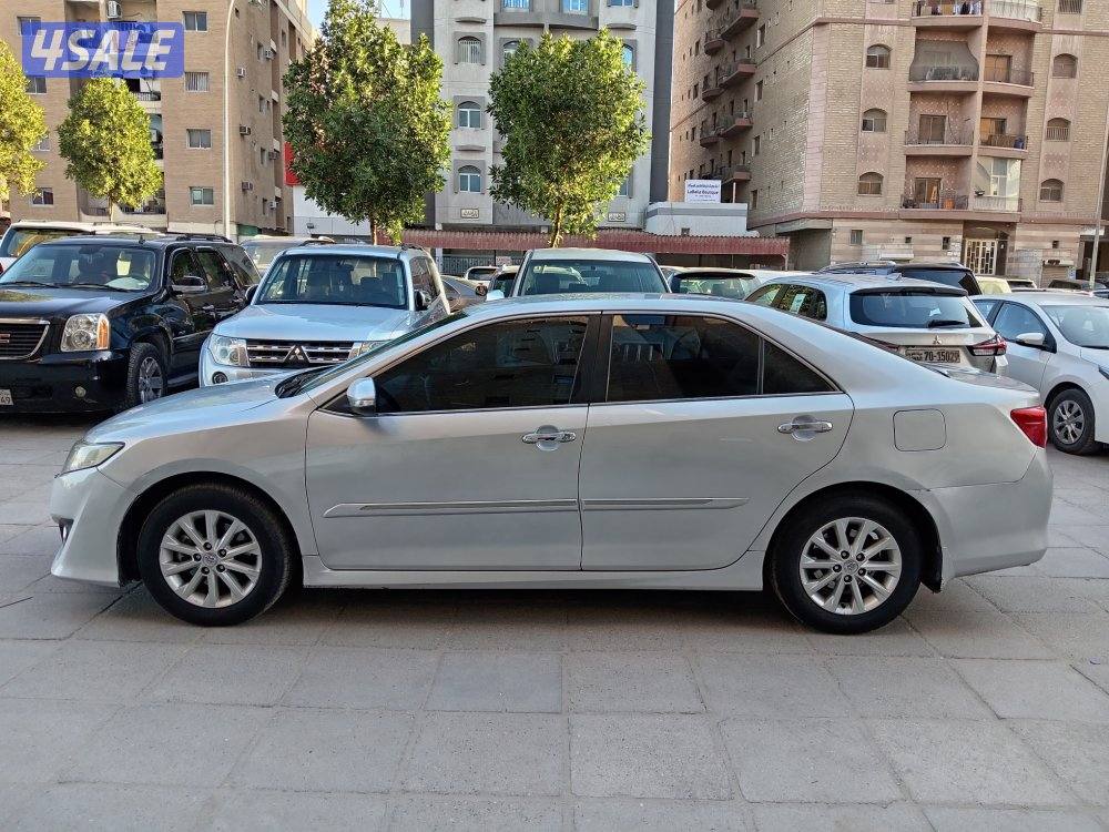 للبيع كامري GLX موديل 20121