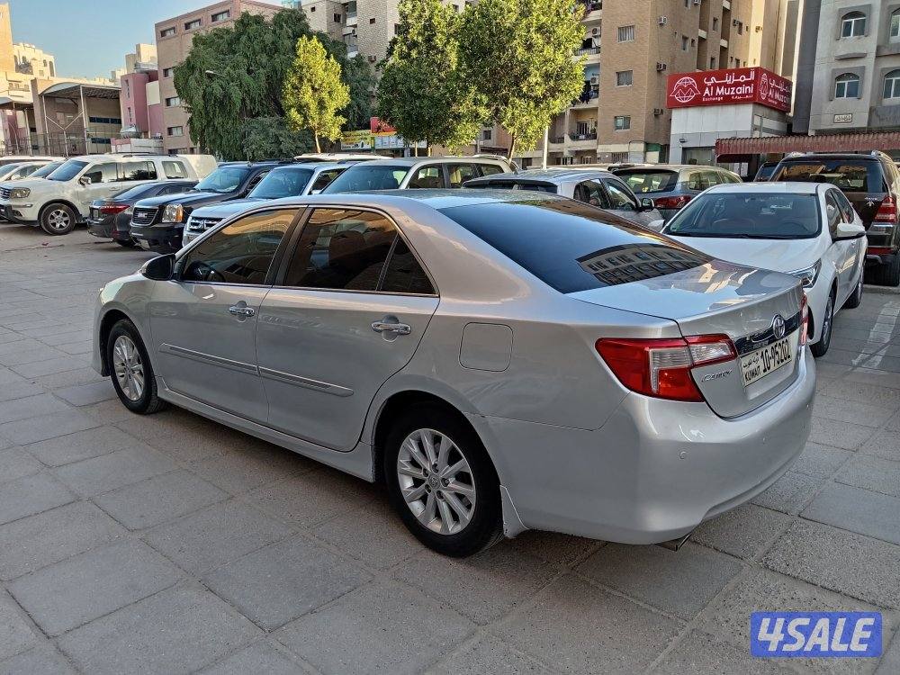 للبيع كامري GLX موديل 20126