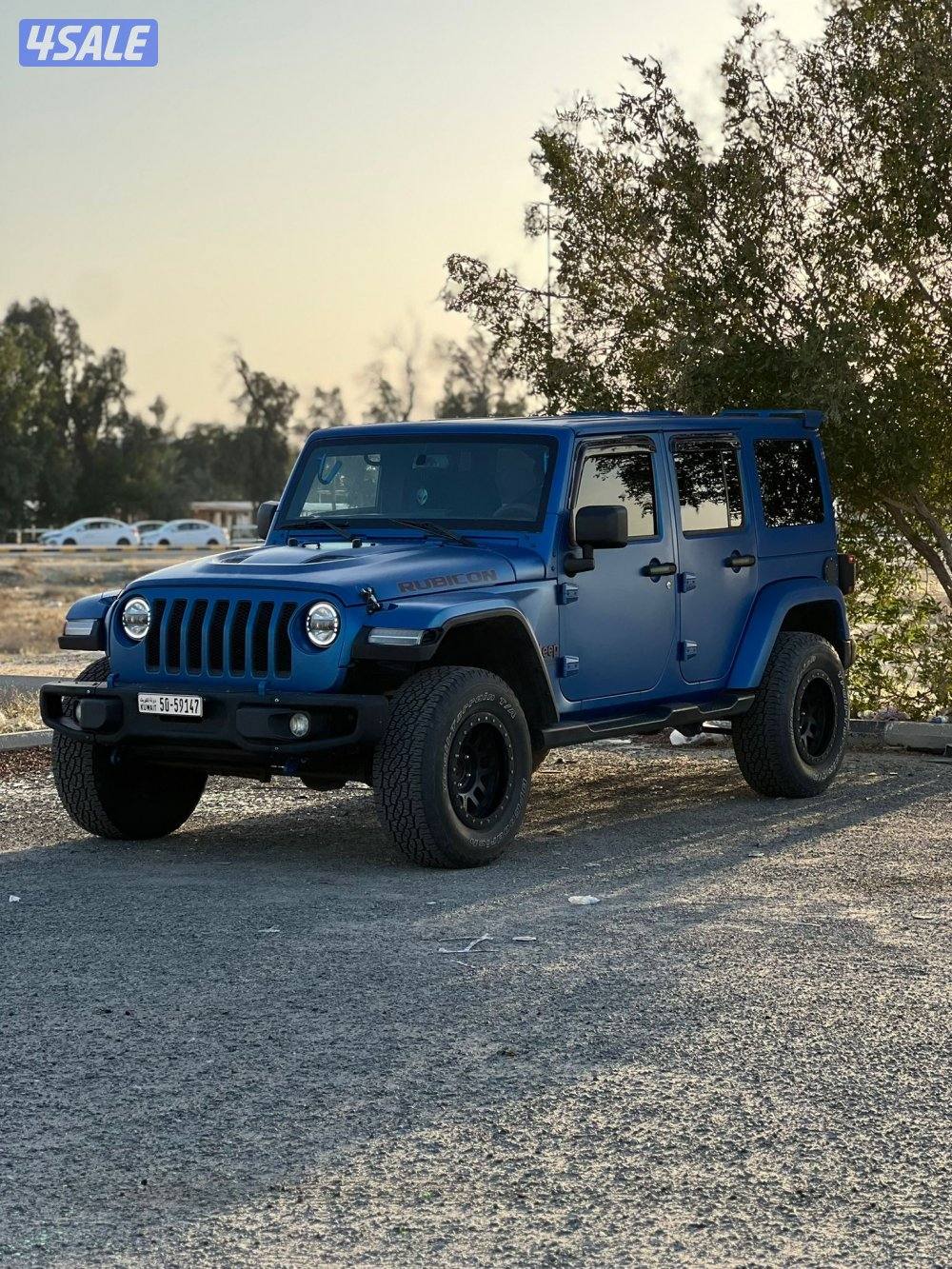 للبيع رانقلر نضيفه جداا لون مميز إضافات مميزه1