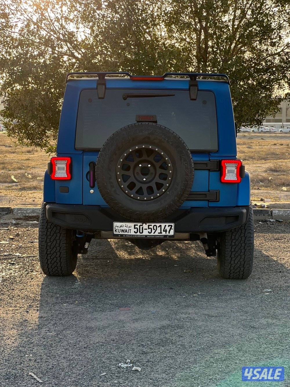 للبيع رانقلر نضيفه جداا لون مميز إضافات مميزه4