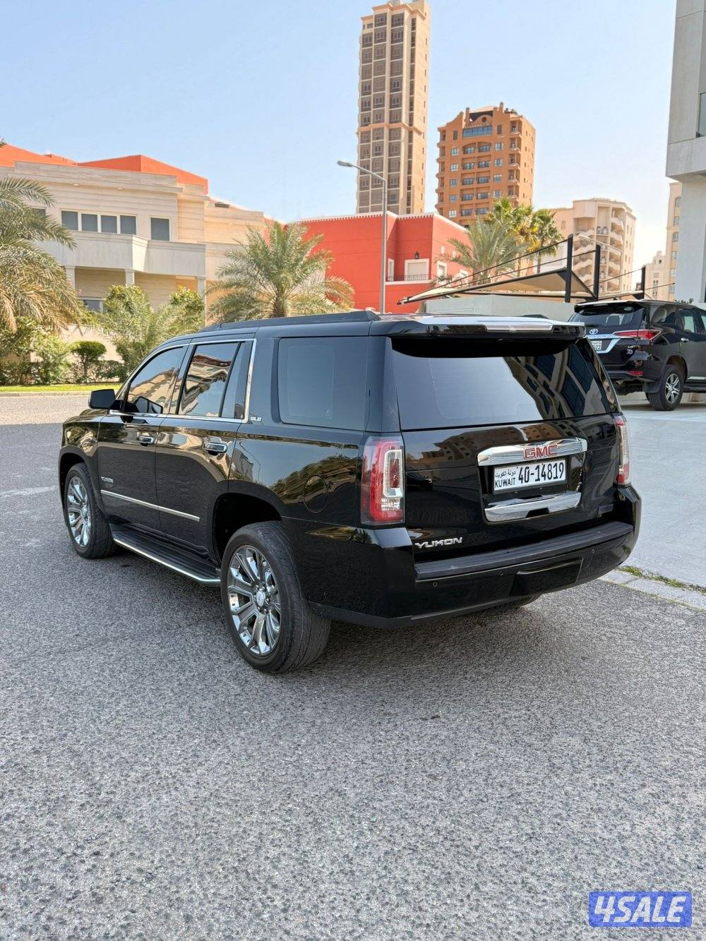 GMC Yukon SLE 20175
