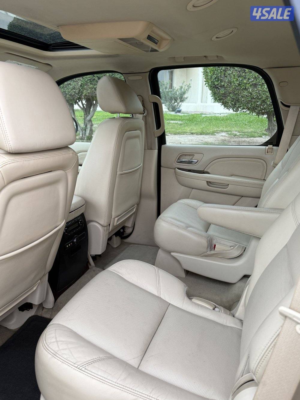 للبيع اسكاليد بحالة ممتازة5