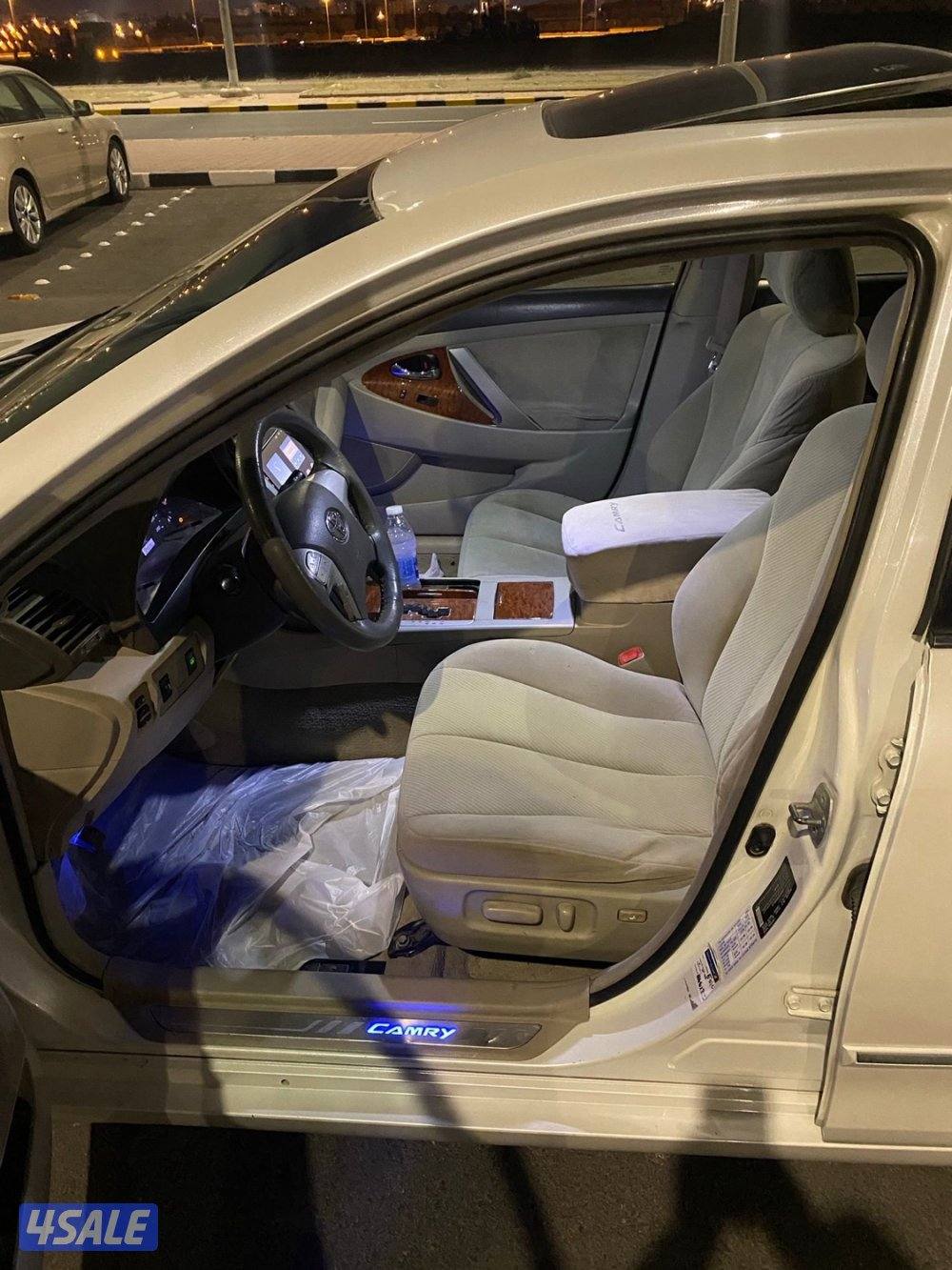 سلام عليكم للبيع كامري3