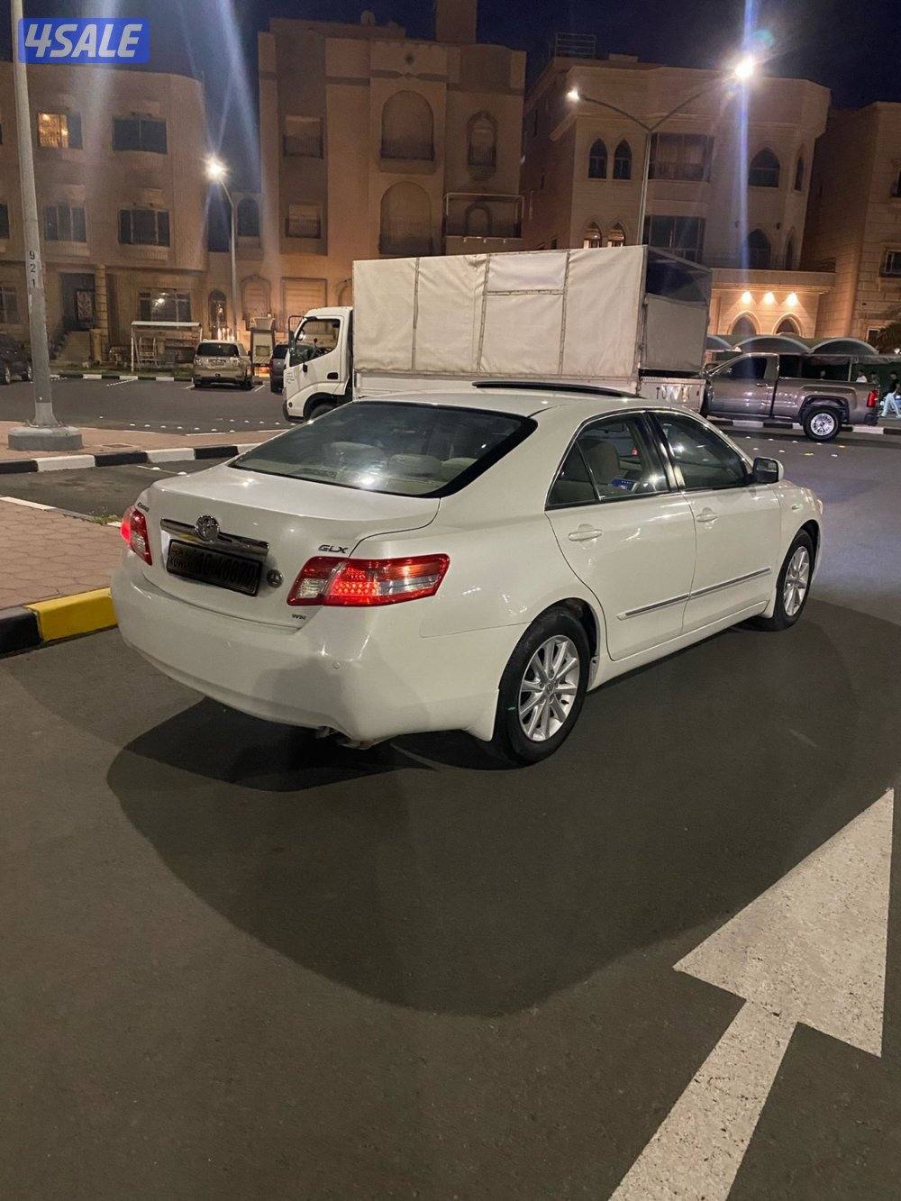 سلام عليكم للبيع كامري5
