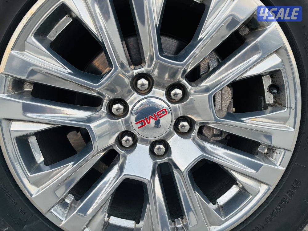 Youkon Denali model 2021 V8 4x413