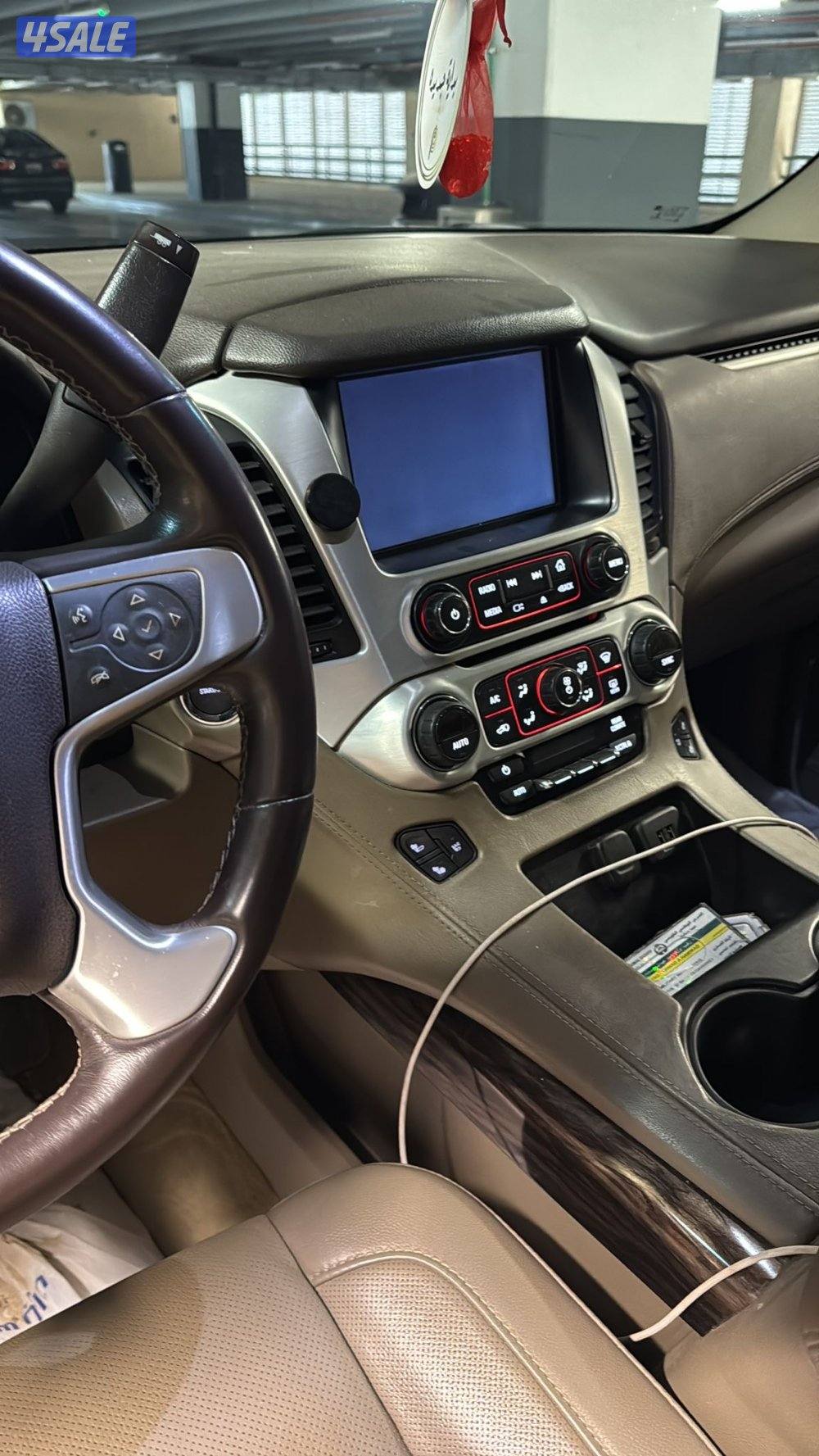 للبيع او للبدل يوكن ٢٠١٥ slt ماشي ١٧٧ الف صبغ وكاله شرط الفحص فل ابشن3