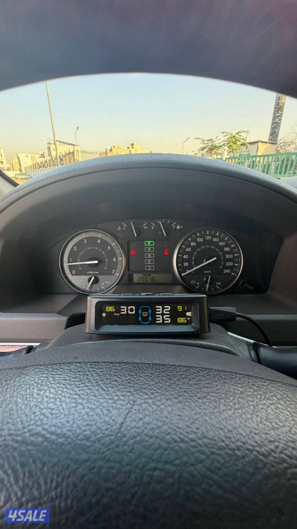 للبيع لاندكروزر 2013 جي اكس آر مجهز ومحول للرحلات بحالة جيدة7