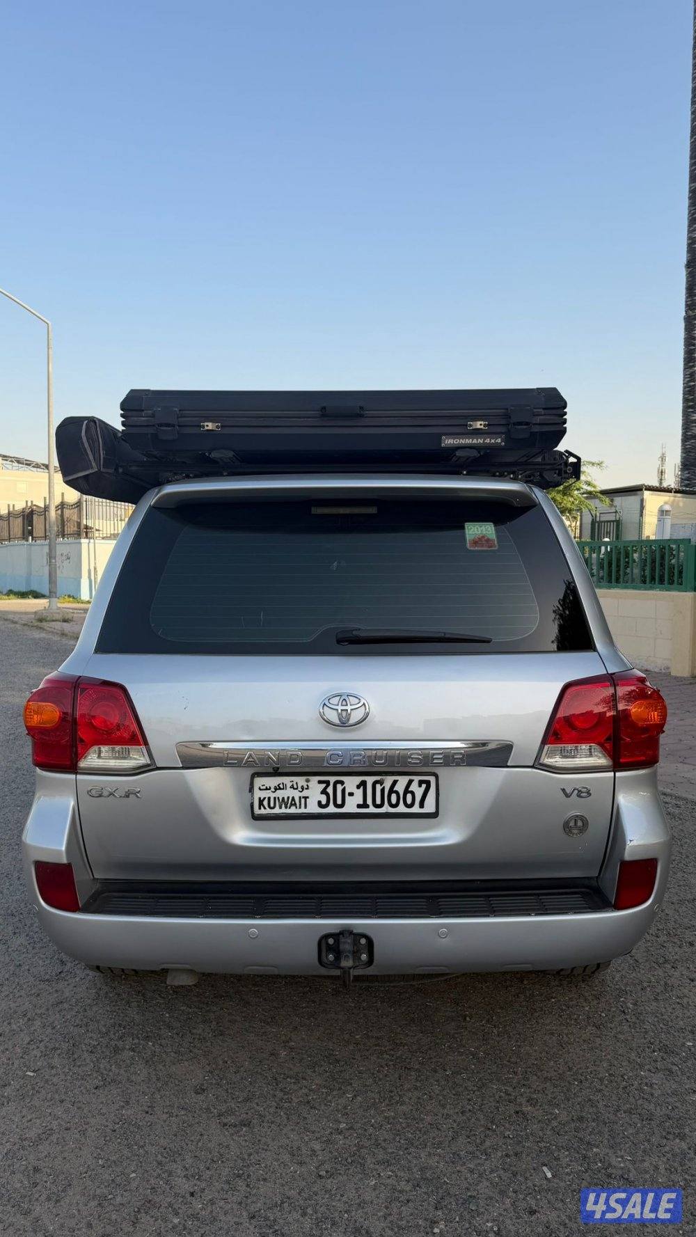 للبيع لاندكروزر 2013 جي اكس آر مجهز ومحول للرحلات بحالة جيدة13