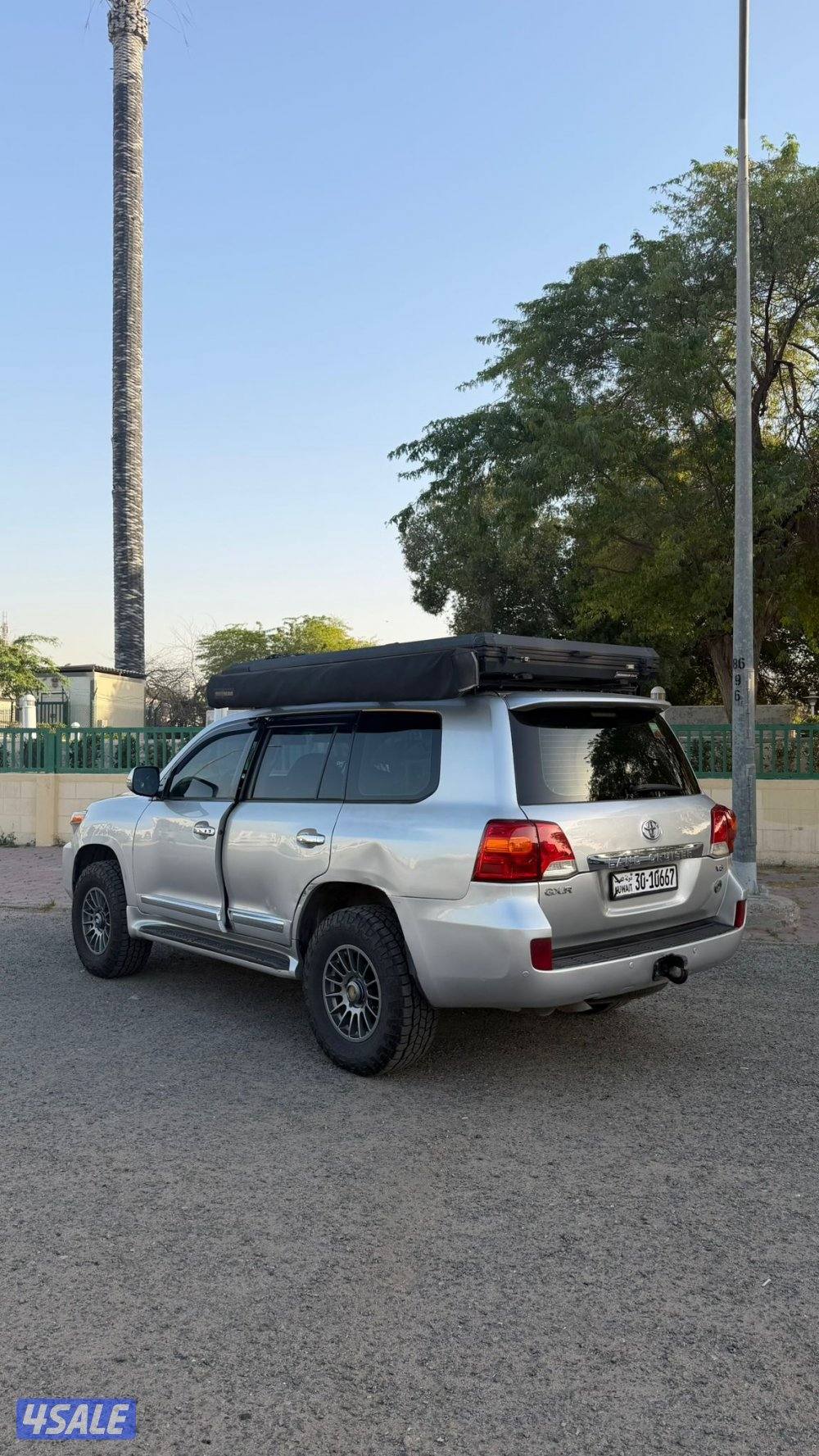 للبيع لاندكروزر 2013 جي اكس آر مجهز ومحول للرحلات بحالة جيدة14