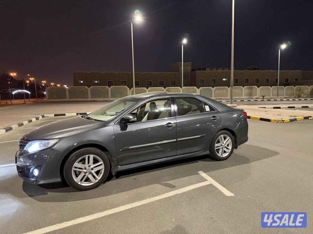 للبيع كامري  GLX0