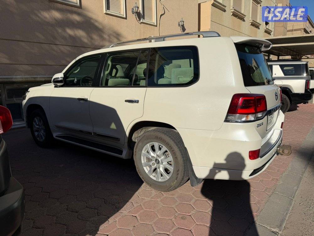 لاند كروزر GXR 20187