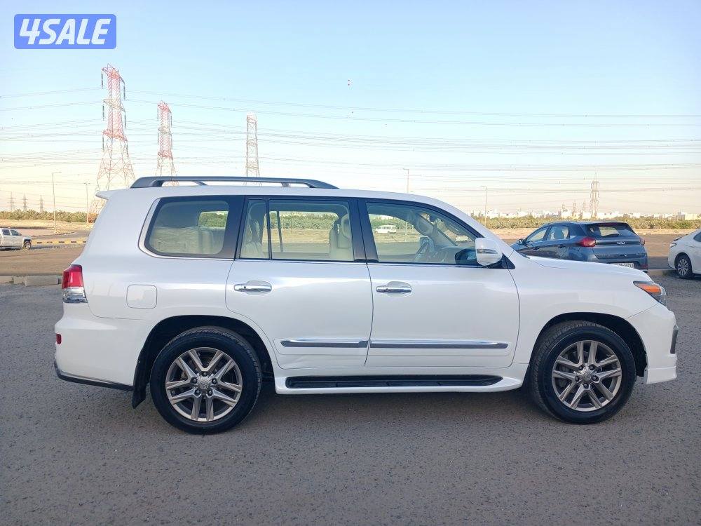 جيب لكزس LX570 موديل 2014 سبورت3