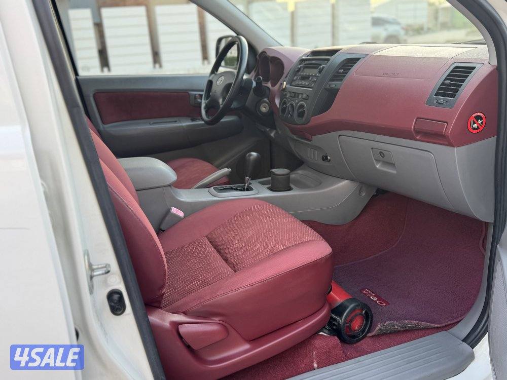 هايلكس 2009 صبغ الوكاله بحاله ممتازه جداً10