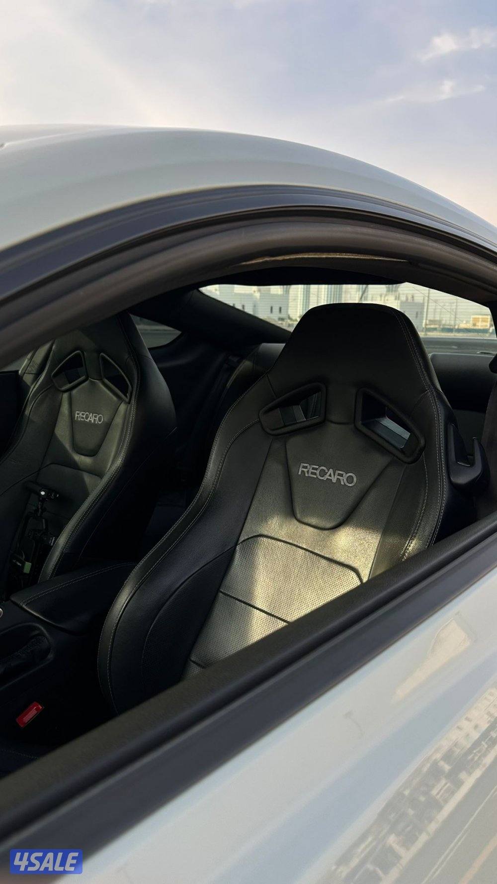 للبيع فورد موستنق 
Mach 1 صبغ الوكالة9