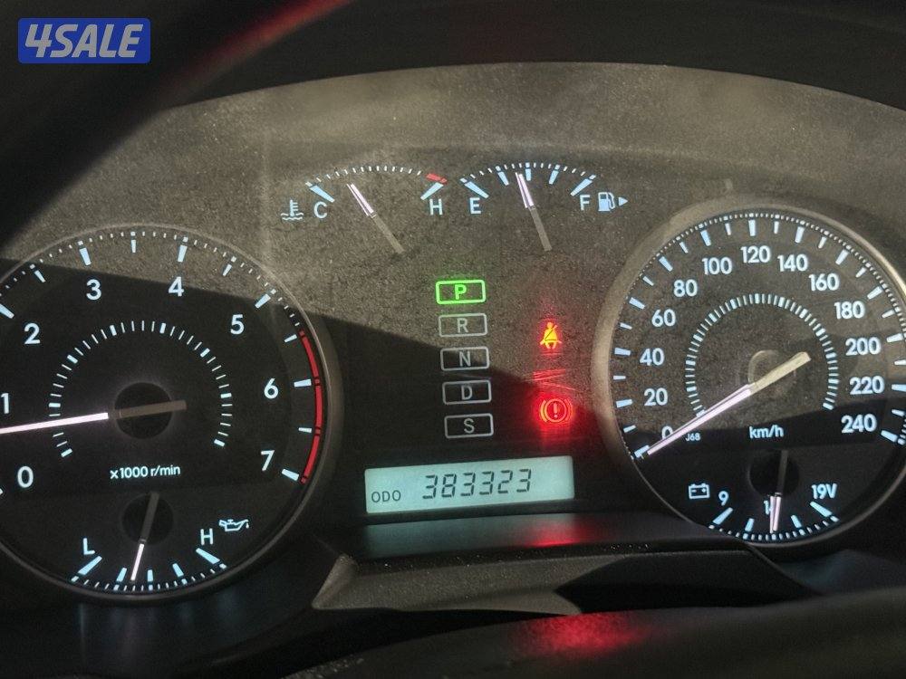 الي يدور النظيف للبيع لاند كروز 2009 G مجدد2015 سلندر64