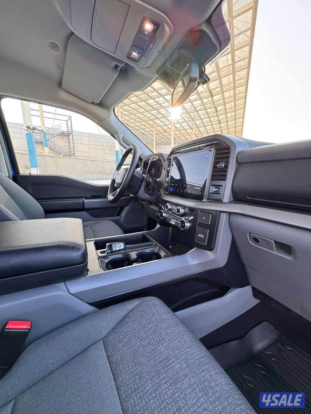 للبيع وانت فورد FX4  موديل 2024 الغانم صبغ الوكالة عداد 3 الاف كم6