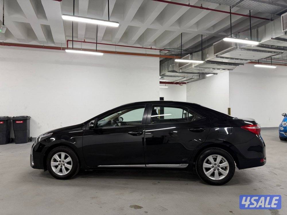 كورلا صبغ الوكاله موديل 2015 كامل المواصفات عداد قليل بحالة الوكاله1