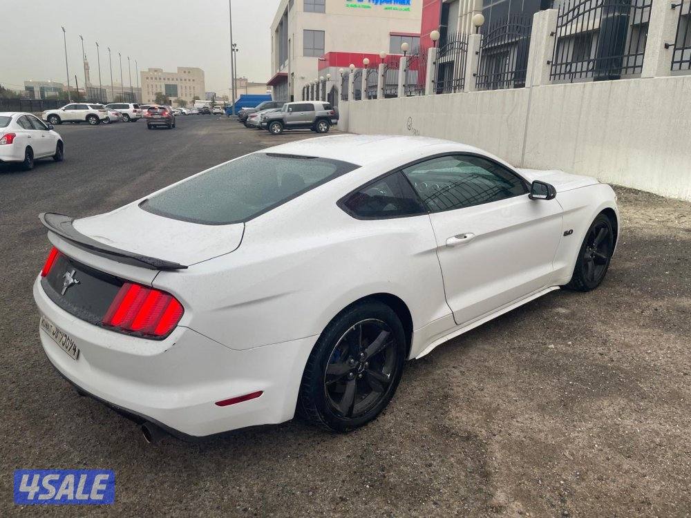 للبيع موستنق موديل20155