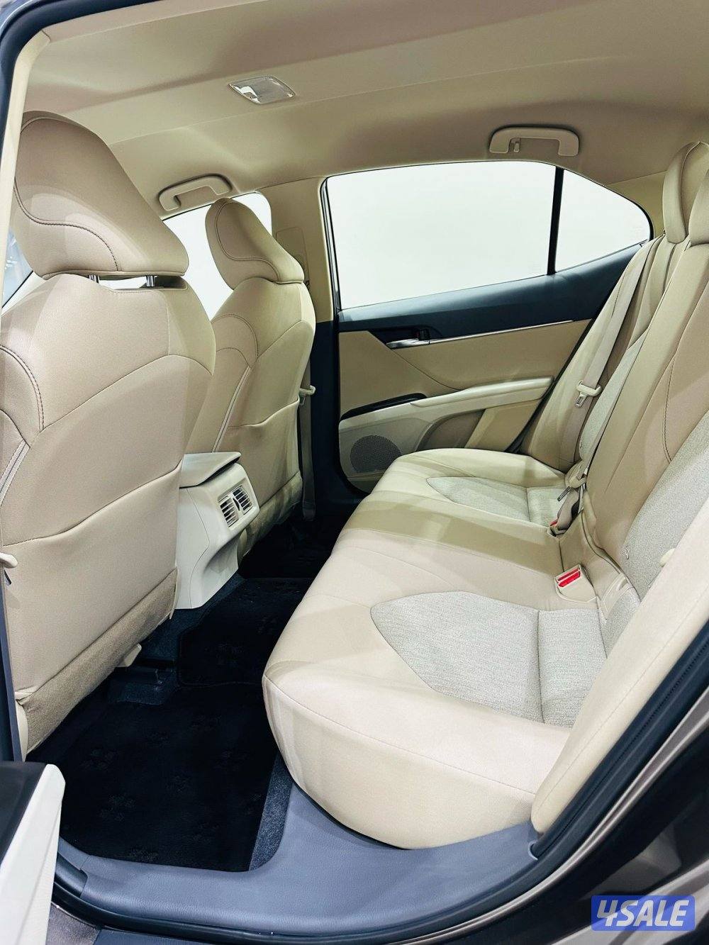 للبيع تويوتا كامري LE  2.5موديل 20245