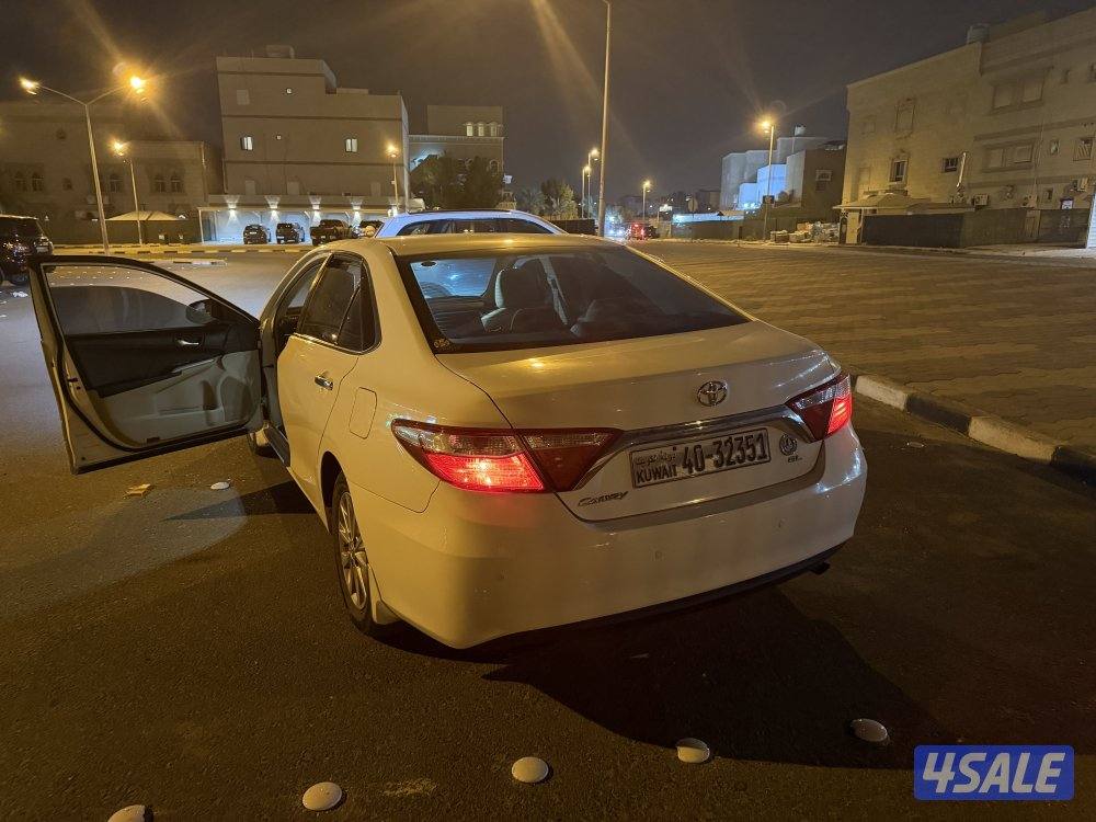 للبيع كامري ٢٠١٧ صبغ الوكاله0