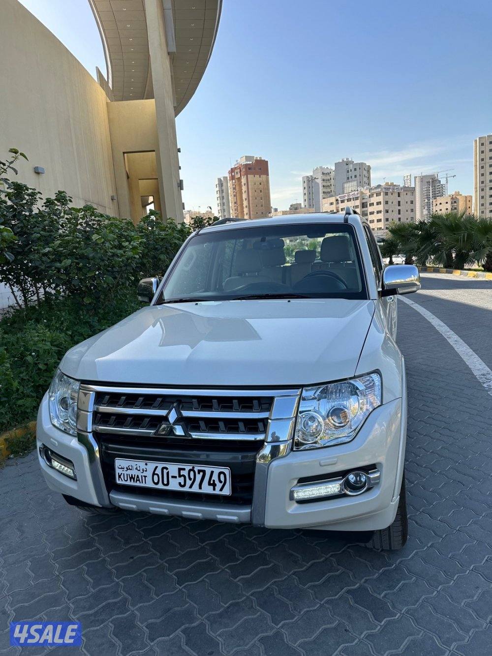 للبيع باجيرو مكينة صغيرة كامل المواصفات1