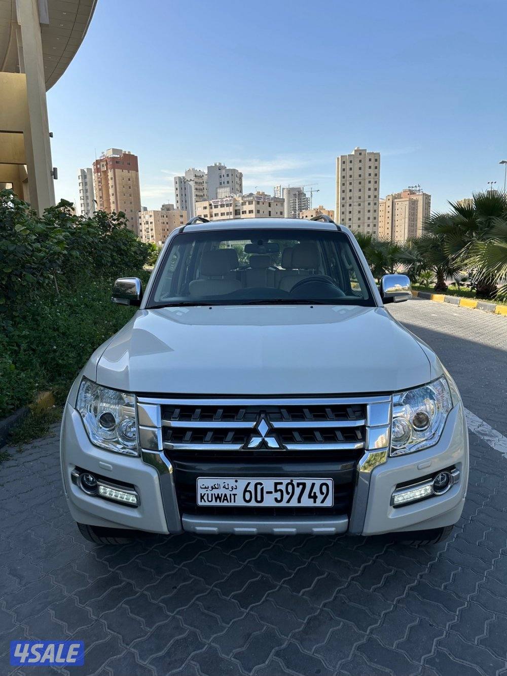 للبيع باجيرو مكينة صغيرة كامل المواصفات2