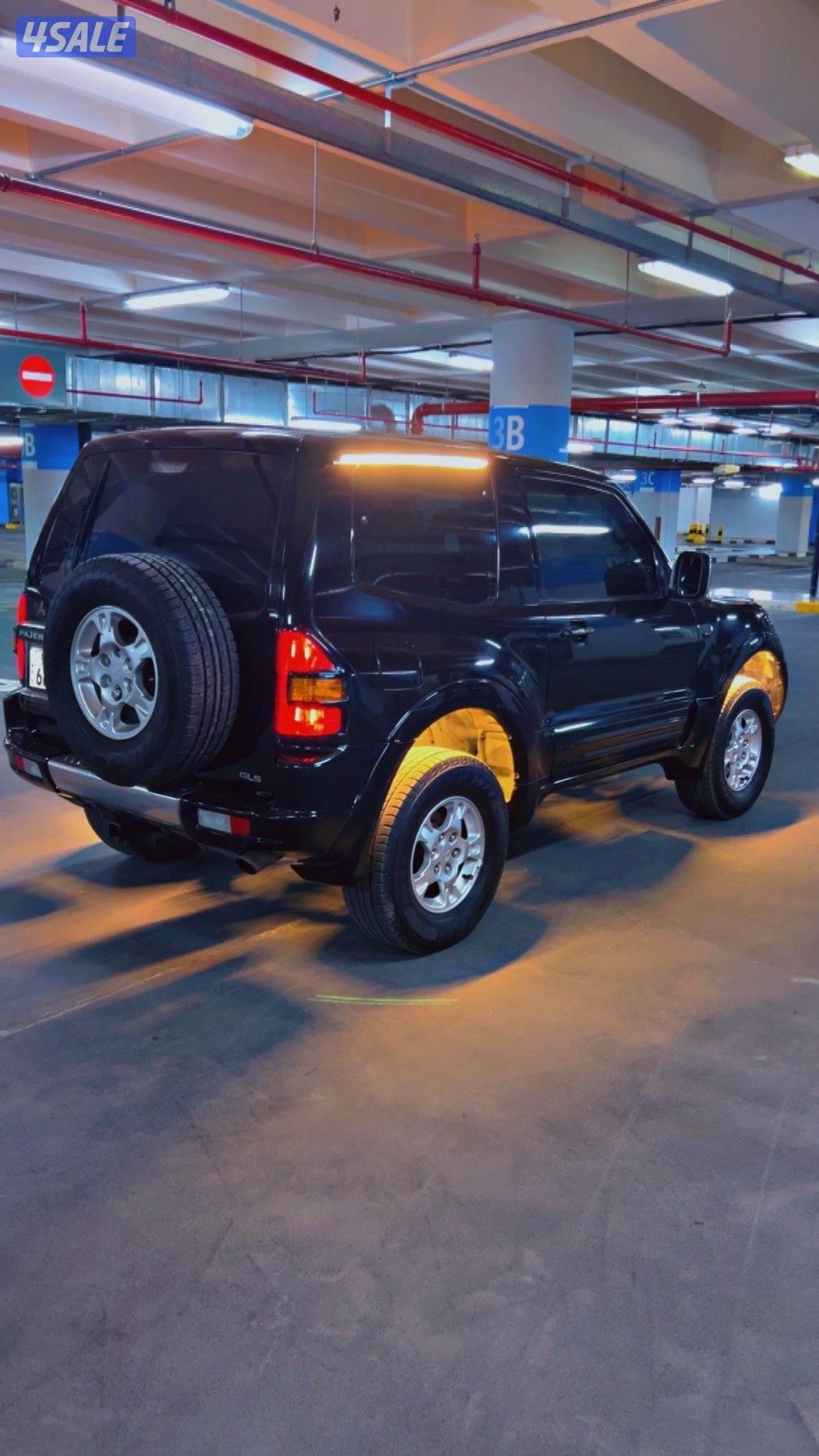 ميتسوبيشي باجيرو ربع1