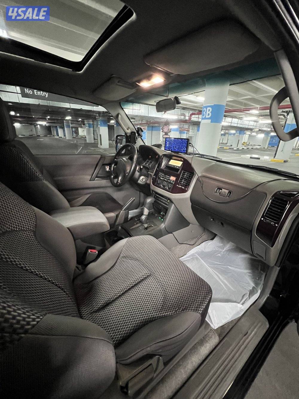 ميتسوبيشي باجيرو ربع3