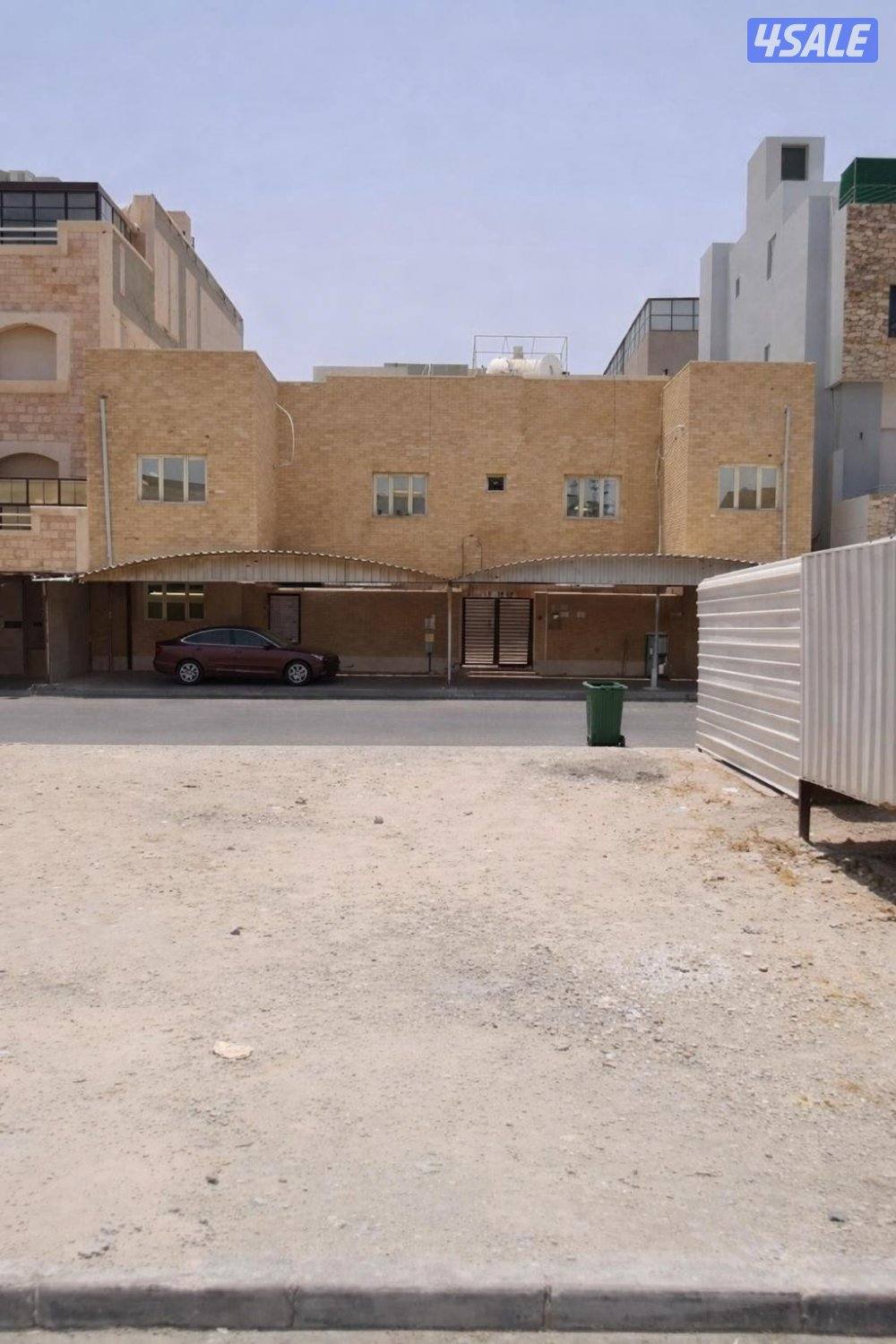 للبيع بيت في القصور0