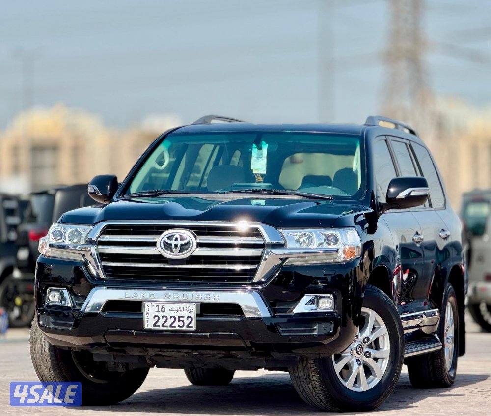 لاندكروزر 2019 صبغ الوكاله ( بحاله نادره )2
