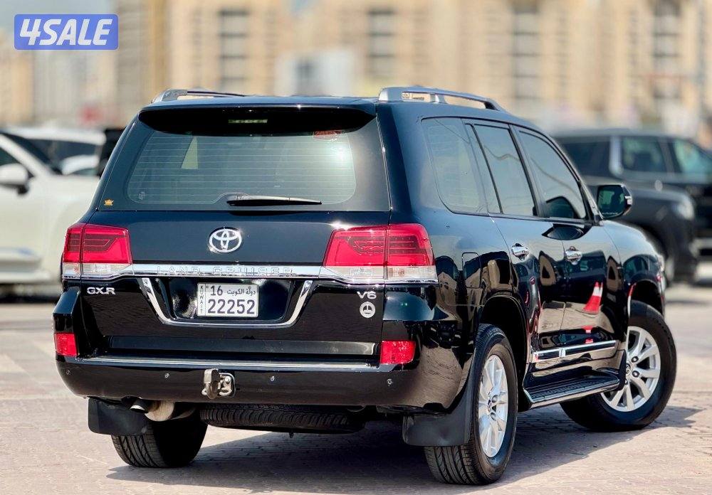 لاندكروزر 2019 صبغ الوكاله ( بحاله نادره )4