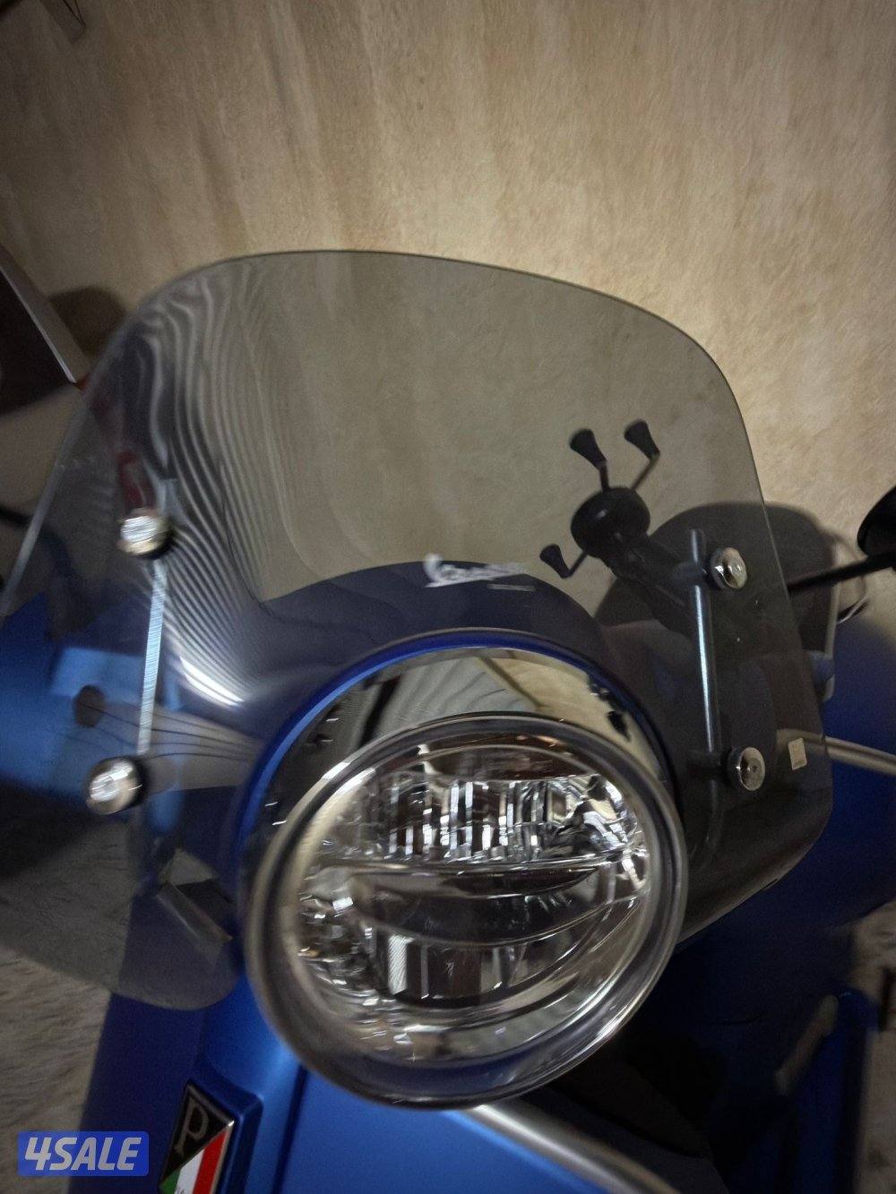 للبيع فيسباGTS300 موديل 2022 طلع من الوكاله 2025/9 ممشى اقل من100 كيلو4