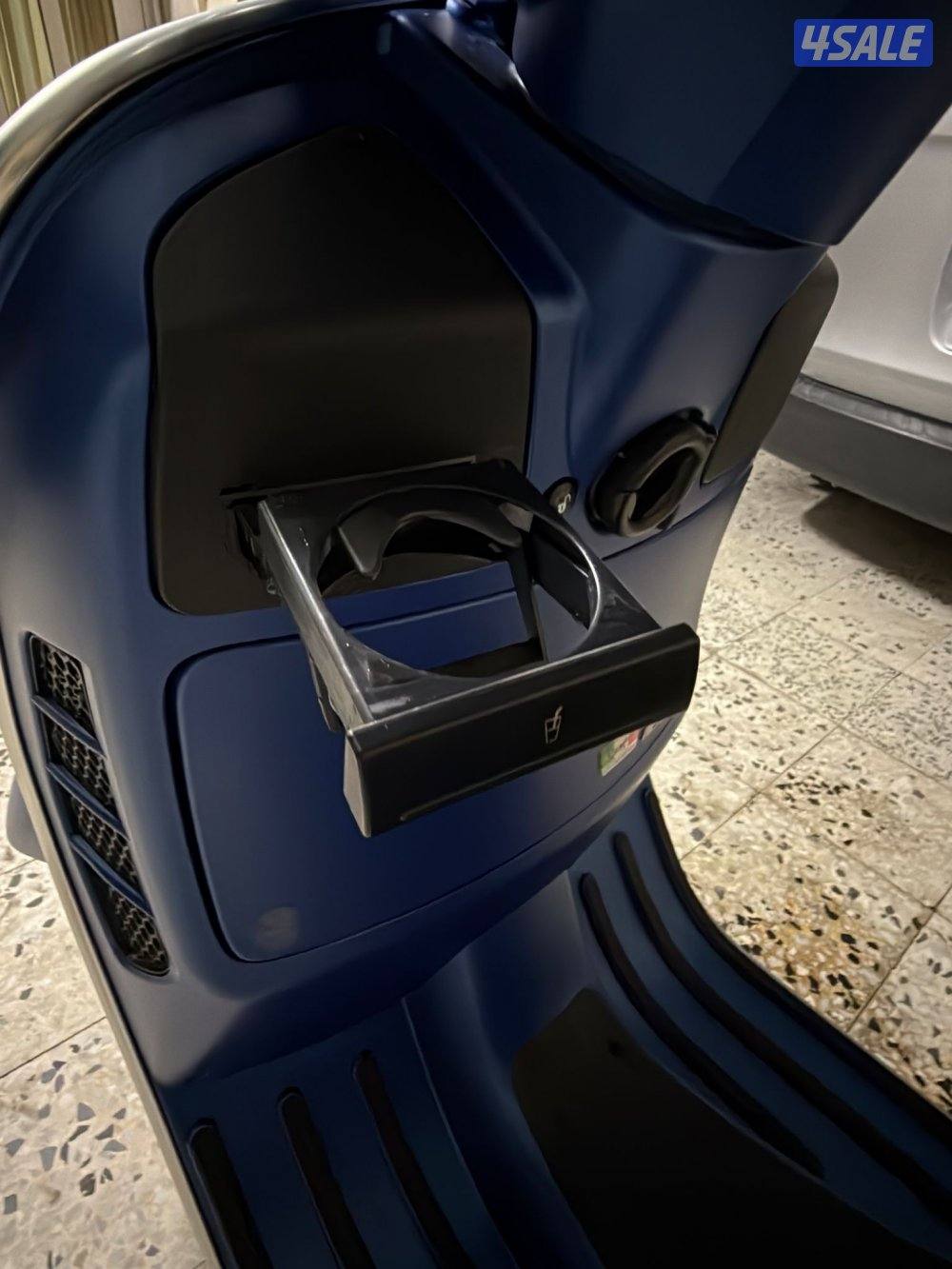 للبيع فيسباGTS300 موديل 2022 طلع من الوكاله 2025/9 ممشى اقل من100 كيلو5